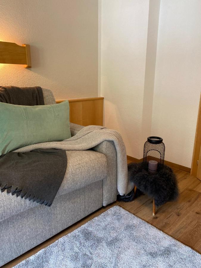 Aparts Handle Und Haus Bergblick Pfunds Exterior foto