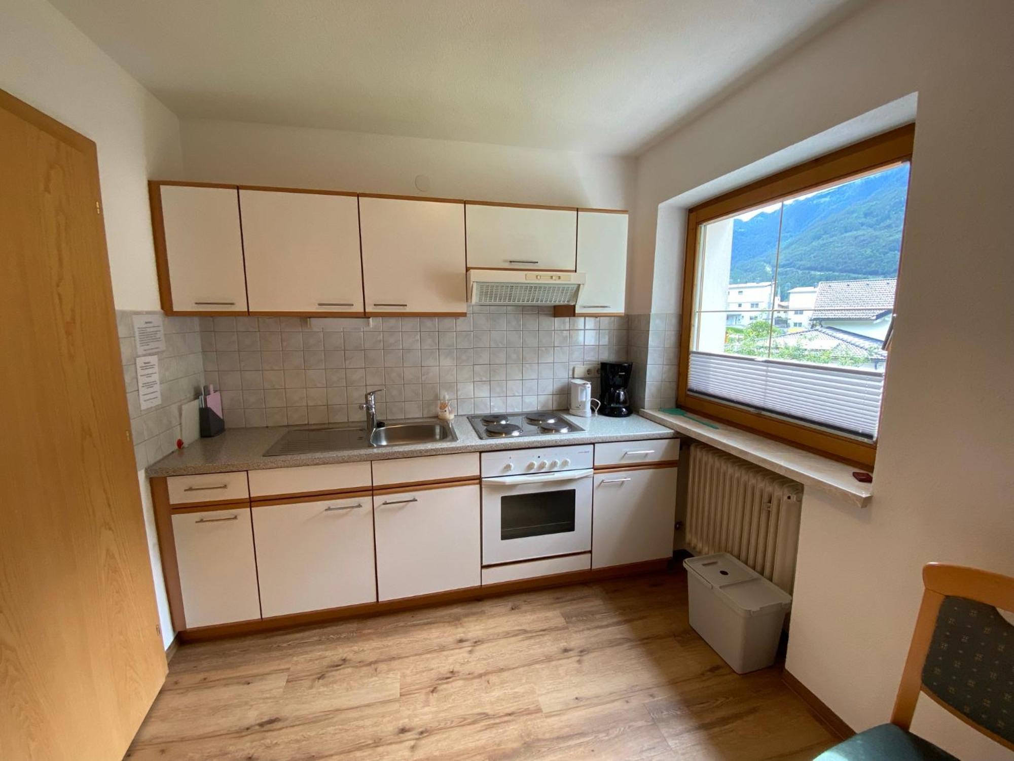 Aparts Handle Und Haus Bergblick Pfunds Exterior foto